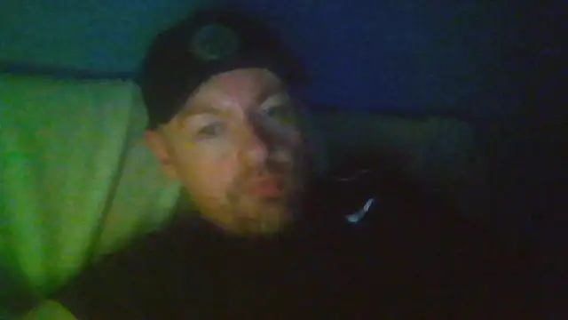 Snapshot of Rossco92149 chatting on November 5, 7:41 am Rossco92149 online show from November 5, 7:41 am