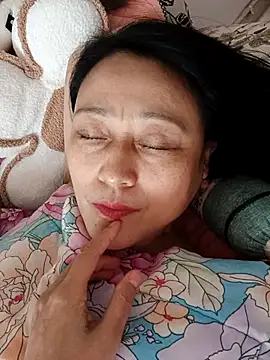 Snapshot of meiNv79 chatting on December 5, 7:50 am meiNv79 online show from December 5, 7:50 am