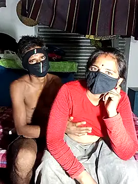 Snapshot of Hott_minesh chatting on July 18, 9:18 pm Hott minesh online show from July 18, 9:18 pm