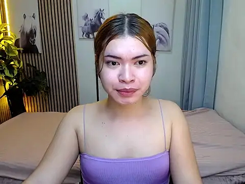 Snapshot of furry_puss chatting on November 26, 3:35 pm furry puss online show from November 26, 3:35 pm