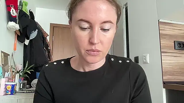 Ameli8 online show from December 18, 10:54 am