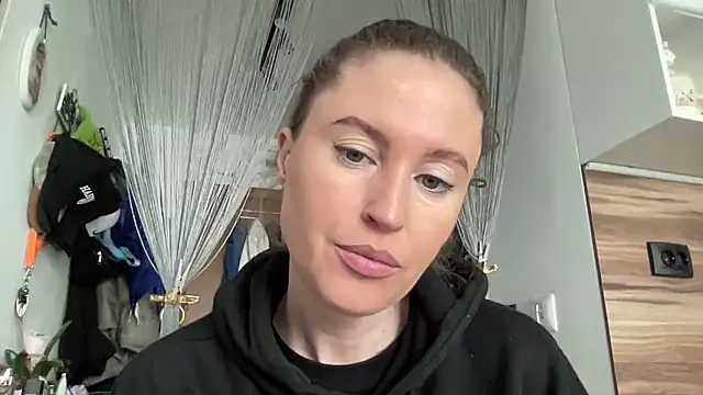 Snapshot of Ameli8 chatting on March 20, 9:58 am Ameli8 online show from March 20, 9:58 am