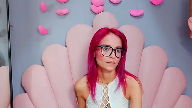 Snapshot of luci_miller chatting on June 9, 3:18 am luci miller online show from June 9, 3:18 am
