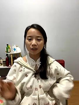 Snapshot of Hmm_0303 chatting on November 25, 2:39 pm Hmm 0303 online show from November 25, 2:39 pm