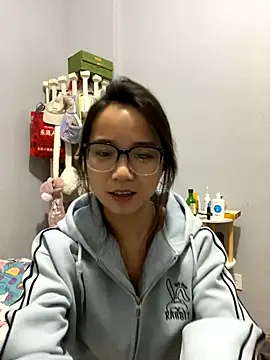 Snapshot of Hmm_0303 chatting on November 27, 2:30 pm Hmm 0303 online show from November 27, 2:30 pm