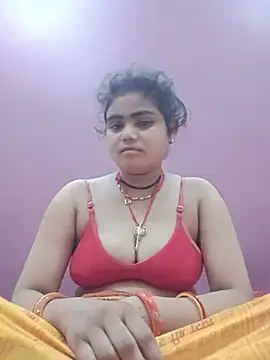 Snapshot of Riya_lovely0143 chatting on June 11, 11:03 pm Riya lovely0143 online show from June 11, 11:03 pm
