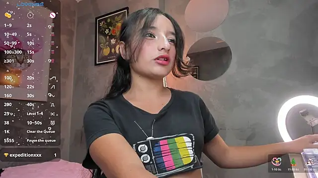 Snapshot of Chobbyjonexs chatting on December 16, 3:44 am Chobbyjonexs online show from December 16, 3:44 am