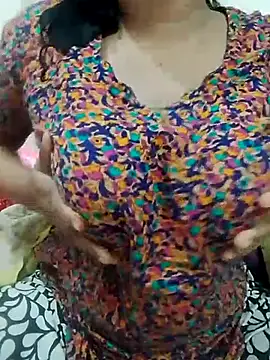 RumiAkter3344 online show from February 2, 12:31 am