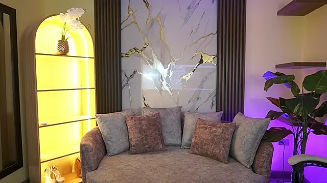 TessaaFox online show from March 23, 12:20 pm