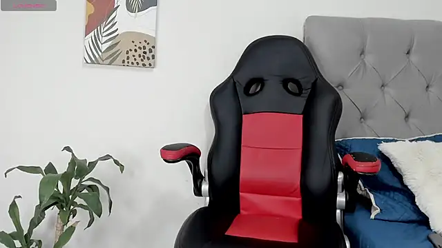 Nyra lux16 online show from February 14, 7:54 pm