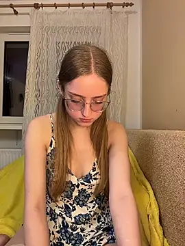 EveLunny online show from January 7, 3:09 am