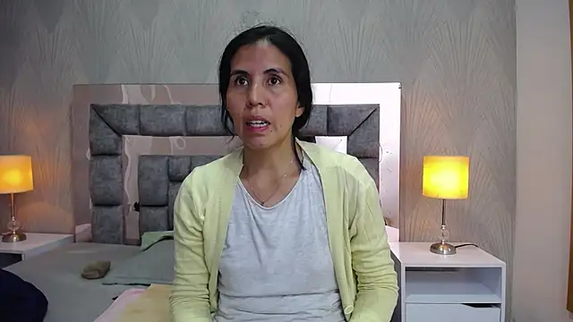 GiselaZivic online show from June 5, 7:41 pm