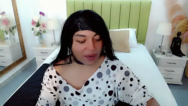 sebastian cruz  online show from March 25, 7:09 pm