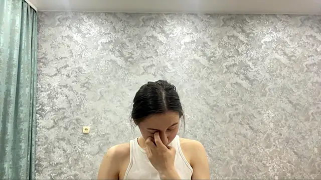 Snapshot of SofiYong chatting on November 24, 5:45 pm SofiYong online show from November 24, 5:45 pm