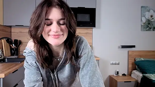 Snapshot of eshleeygreen chatting on November 8, 2:06 pm eshleeygreen online show from November 8, 2:06 pm