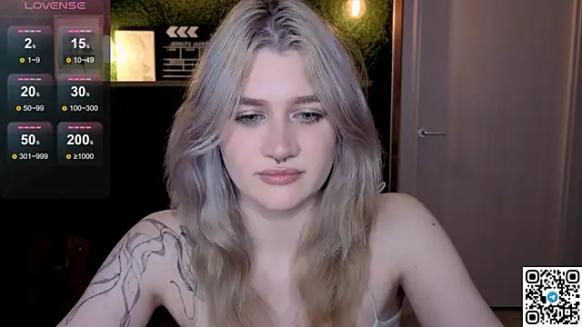 eshleeygreen online show from June 24, 7:46 pm