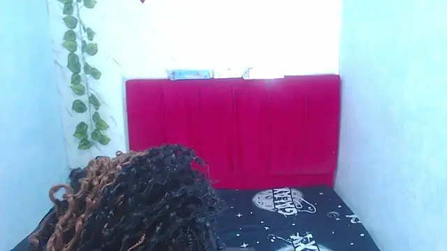 Snapshot of akiracampell chatting on November 21, 11:53 am akiracampell online show from November 21, 11:53 am