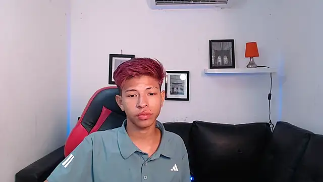 Tessachains 2  online show from November 5, 8:42 pm