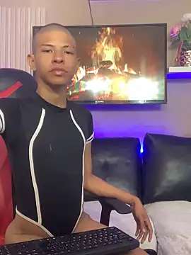 Tessachains 2  online show from November 18, 12:31 pm