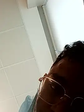 ParlousCarpet online show from March 13, 1:56 am