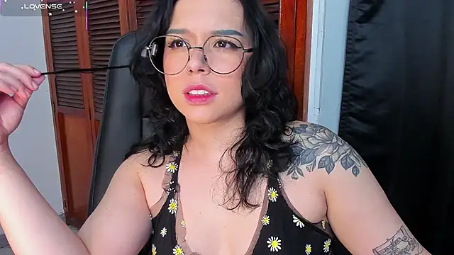 Snapshot of Dubraska_Rubio chatting on April 13, 2:50 am Dubraska Rubio online show from April 13, 2:50 am