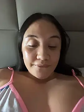 Snapshot of Melody_Spencer26 chatting on December 4, 3:49 am Melody Spencer26 online show from December 4, 3:49 am