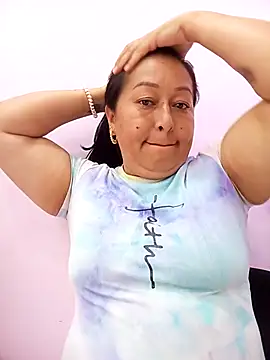 keilaJhonsom1 online show from December 17, 9:43 pm