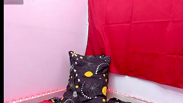 Snapshot of merliha_watson chatting on November 11, 7:58 pm merliha watson online show from November 11, 7:58 pm