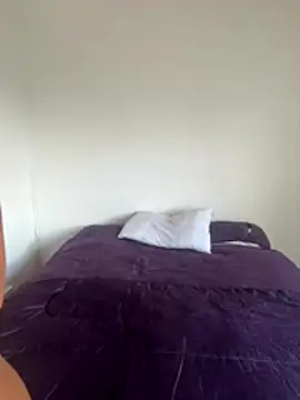 Snapshot of NiaLong21_ chatting on November 18, 4:50 am NiaLong21 online show from November 18, 4:50 am