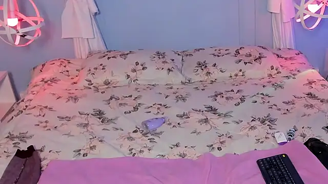 ArtemisaMoonn online show from November 24, 7:46 pm