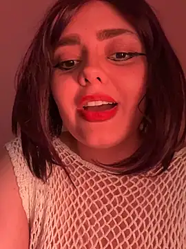 candicewest  online show from July 31, 4:17 pm