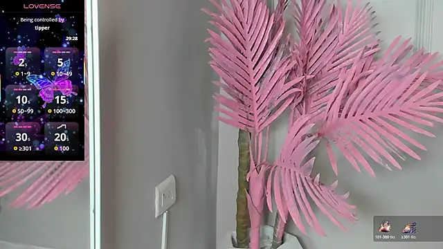 Tamaramilleer online show from February 7, 3:43 am