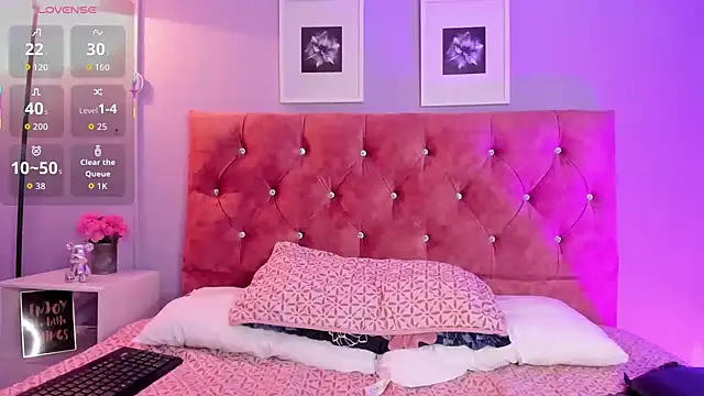 anicarter online show from February 6, 7:06 pm