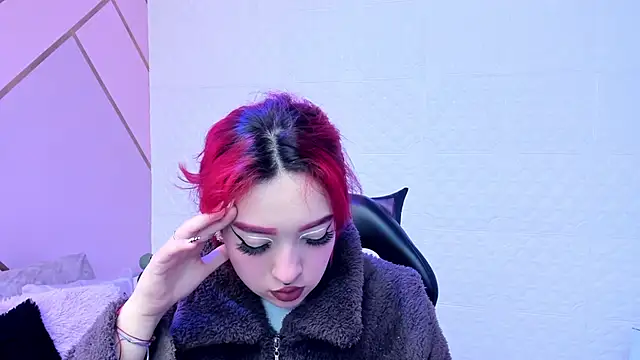 Snapshot of Dakkotta__ chatting on November 18, 3:27 pm Dakkotta online show from November 18, 3:27 pm