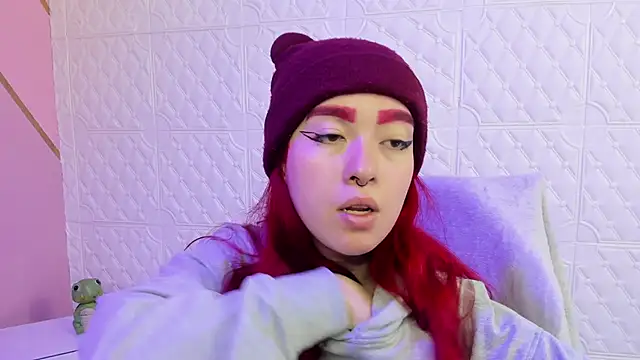 Snapshot of Dakkotta__ chatting on December 14, 5:02 am Dakkotta online show from December 14, 5:02 am