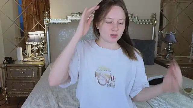 Snapshot of HolyBabyDoll chatting on November 29, 11:24 am HolyBabyDoll online show from November 29, 11:24 am