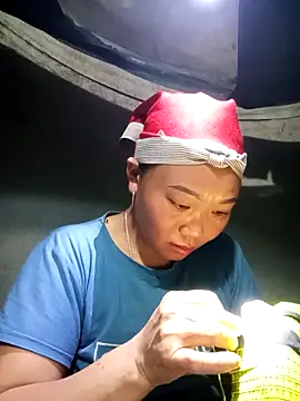 susunini online show from November 17, 10:15 pm