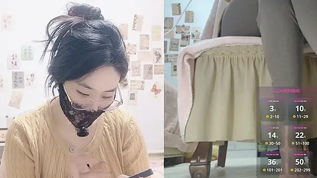 Snapshot of Ga2e-888 chatting on March 6, 7:49 am Ga2e-888 online show from March 6, 7:49 am