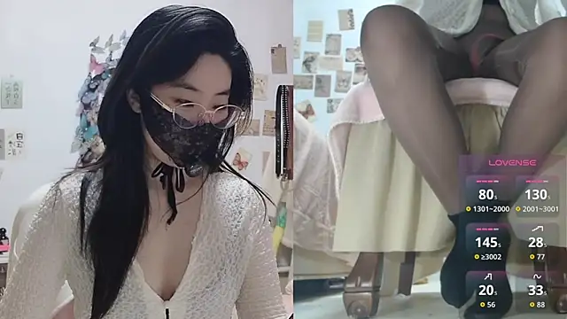 Snapshot of Ga2e-888 chatting on March 9, 12:42 pm Ga2e-888 online show from March 9, 12:42 pm