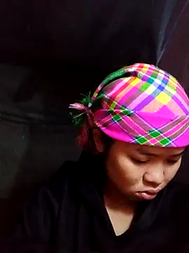 Snapshot of Mabel-122 chatting on November 19, 3:50 am Mabel-122 online show from November 19, 3:50 am