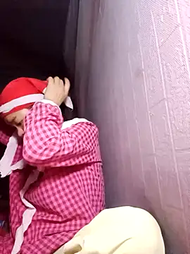 Snapshot of Mabel-122 chatting on November 23, 1:55 pm Mabel-122 online show from November 23, 1:55 pm