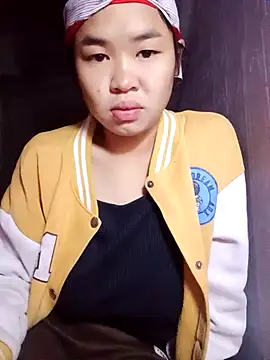 Snapshot of Mabel-122 chatting on November 26, 12:33 am Mabel-122 online show from November 26, 12:33 am