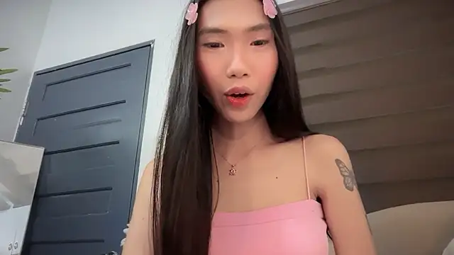 Snapshot of bajejek01 chatting on November 15, 10:48 pm bajejek01 online show from November 15, 10:48 pm