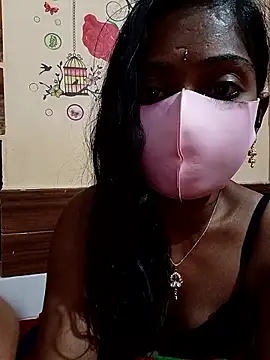 Snapshot of siritelugubutterfly chatting on December 15, 5:44 am siritelugubutterfly online show from December 15, 5:44 am