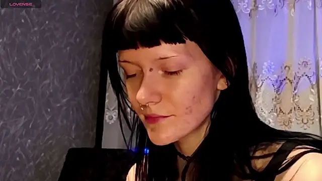 Snapshot of RoxyMetall chatting on November 22, 6:07 pm RoxyMetall online show from November 22, 6:07 pm