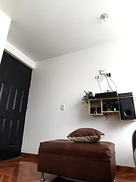 Snapshot of ALEJA__22 chatting on December 2, 12:32 pm ALEJA 22 online show from December 2, 12:32 pm