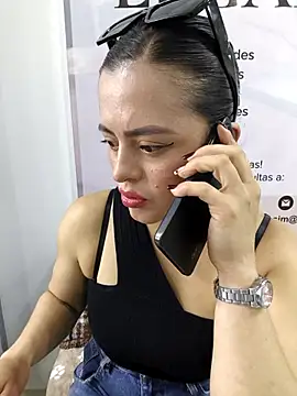 Snapshot of ALEJA__22 chatting on December 15, 3:49 pm ALEJA 22 online show from December 15, 3:49 pm