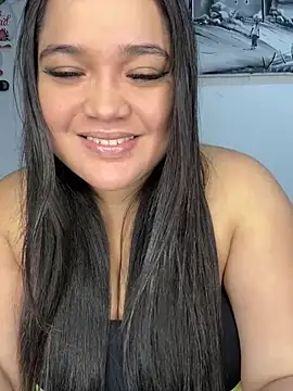 Snapshot of sweetmuslim01 chatting on December 14, 6:52 pm sweetmuslim01 online show from December 14, 6:52 pm
