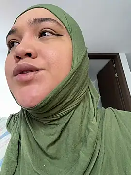 sweetmuslim01 online show from February 1, 4:38 pm