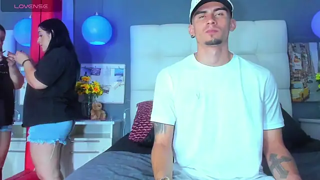 Sharon Tyga20 online show from November 27, 8:33 pm